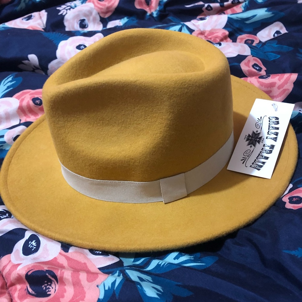 Cute Hat!